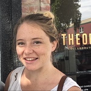 Meet your Posher, Julianna